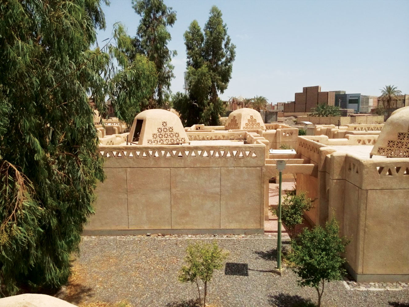 مجتمع 28