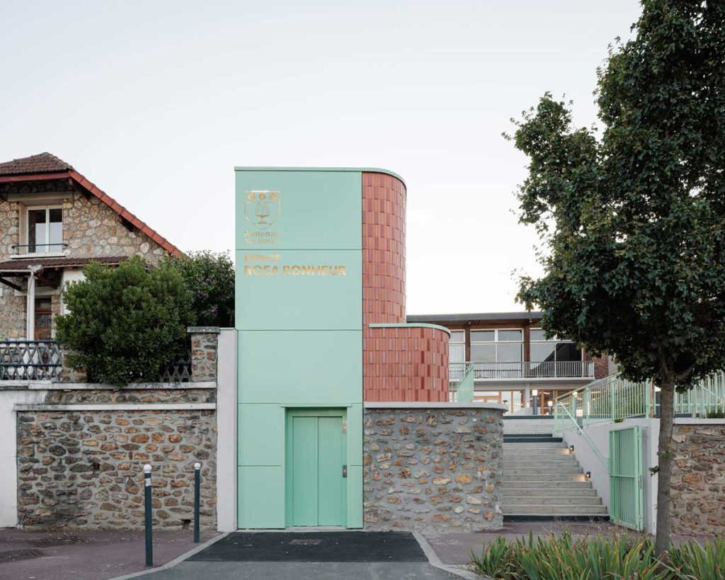مرکز فرهنگی روزا بونور، معماری مودال، جامعه معماران ایران