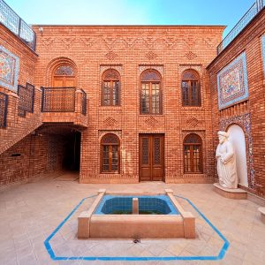 موزه تخصصی خاتم شیراز، ندا احمدی، جامعه معماران ایران