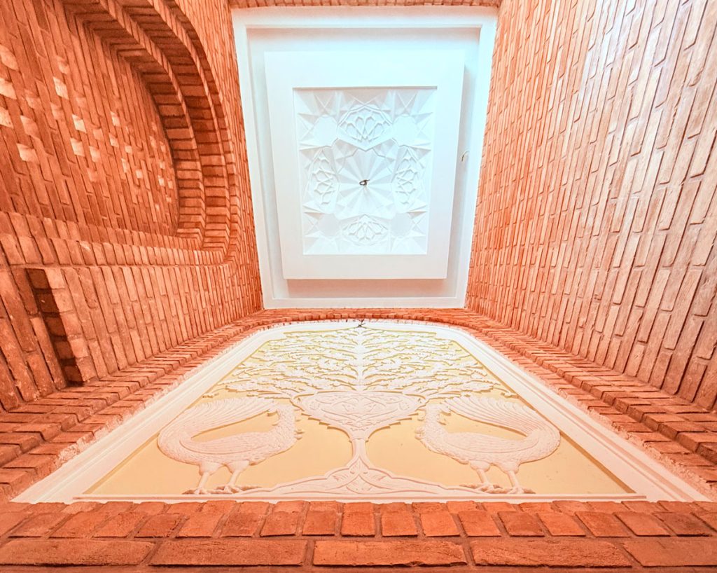 موزه تخصصی خاتم شیراز، ندا احمدی، جامعه معماران ایران