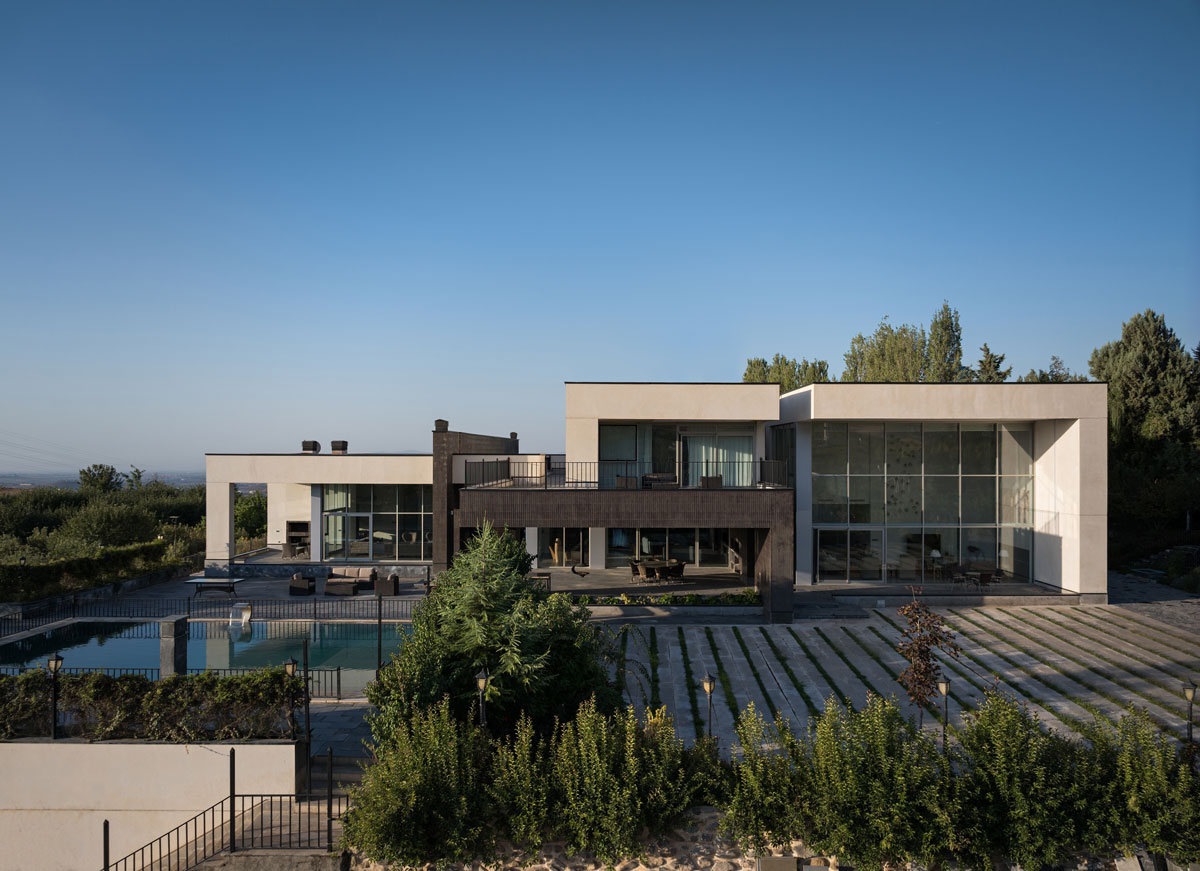 ویلای افقی، استودیوی معماری بٌنه، استودیوی پیمان گردان، جامعه معماران ایران